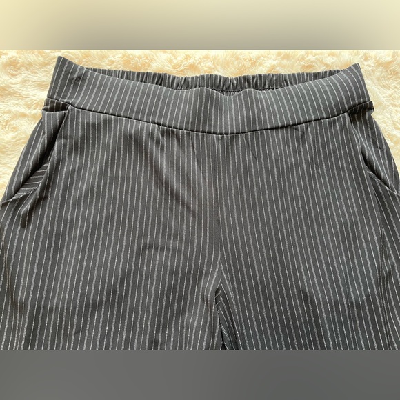 Maurice’s flowing dress pant - Picture 4 of 6